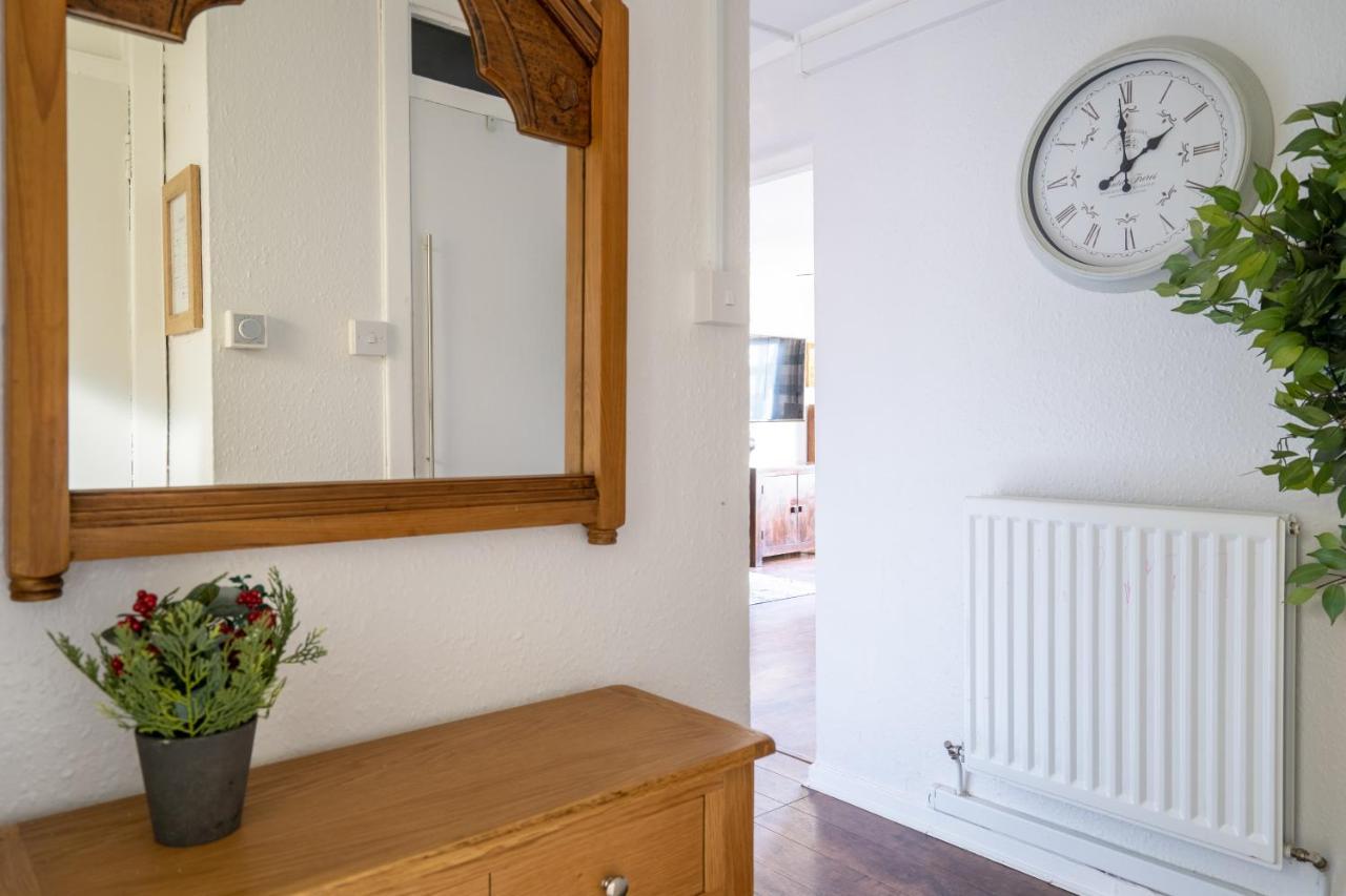 Lovely 1-Bedroom Property With Balcony In West End Glasgow Exterior photo